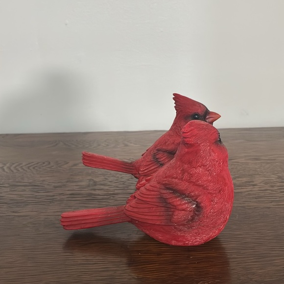 NWT- Set of 2- Red Cardinal Bird Figurine Decorations 4.25"H x 6.25"W - Picture 14 of 17